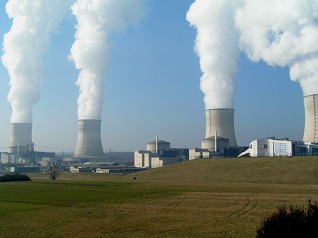 Nuclear Power Plant Cattenom, France. Photo by Stefan Kühn. License: CC BY-SA 3.0.